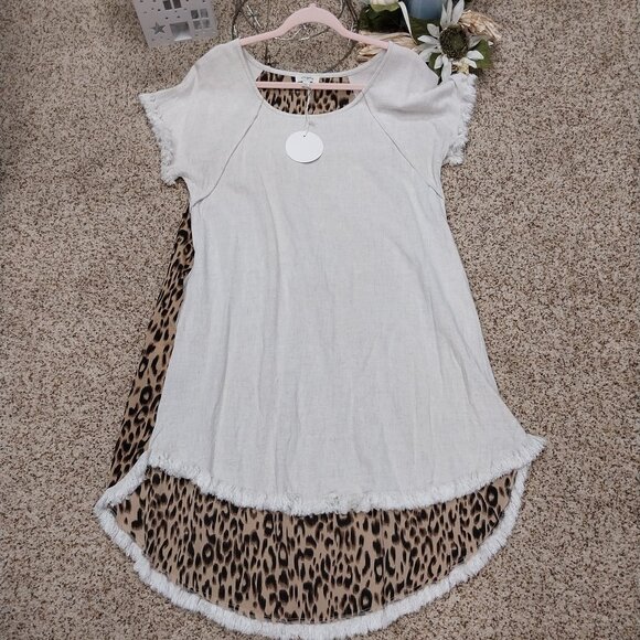 Umgee Dresses & Skirts - 3535 Size Large Umgee Animal Print Linen High Low Dress with Fringe.